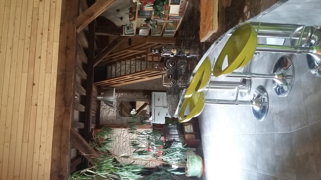 Aux Greniers A Reves Bed & Breakfast Plestan Exterior foto