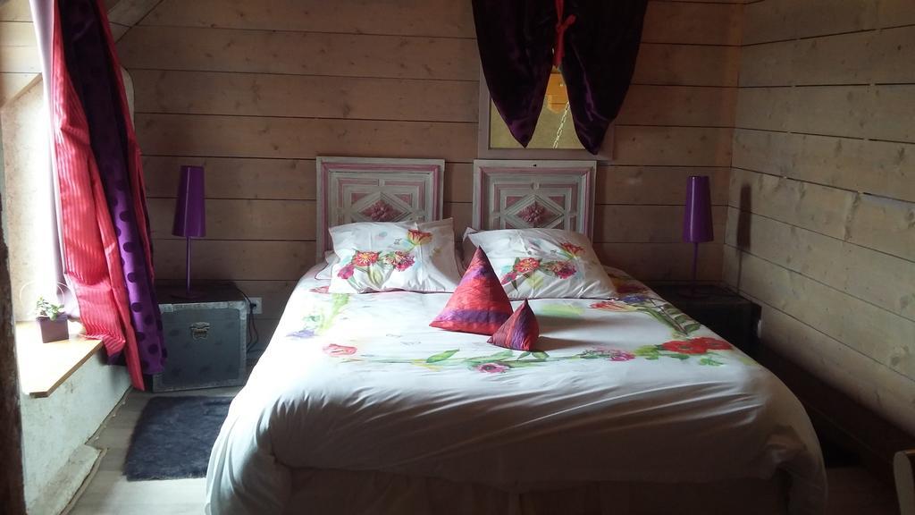 Aux Greniers A Reves Bed & Breakfast Plestan Exterior foto
